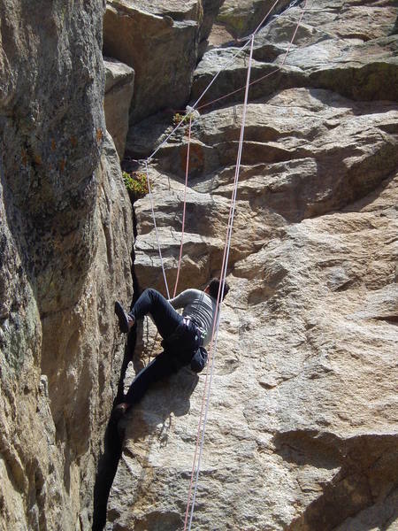 Stemming leads to laybacking the upper half of the wide start.