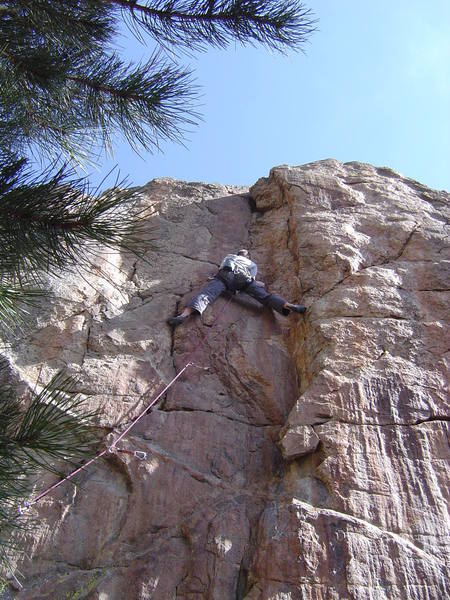 Sam initiating the crux sequence on Contortionists Forte.