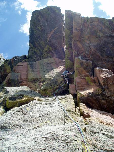 Lenny's moving into the corner on the 3rd pitch. There's some loose rock to deal with getting to this point.