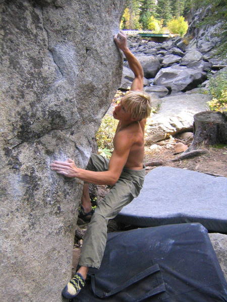 Chuck making it look easy on the Citadel one beautiful <br>
fall afternoon. <br>
Dan Morta