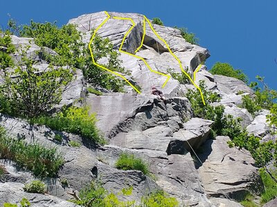 Jaw man zone from the base. Climber is on lockjaw P1. From left to right: lockjaw, jawesome->jawesomest, TMD roof, voyagejaw, jawbreaker.