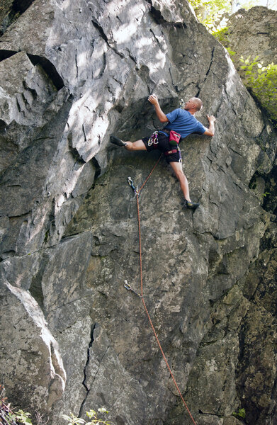 Rock Climbing in Kinsman Cliffs, WM: Kinsman Notch