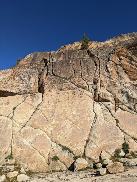 Route follows crack system towards the right of the photo