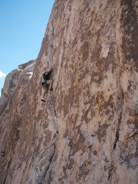 Sheryl cruising Double Dogleg (5.7), Joshua Tree NP