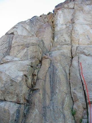 Crack a no go is the line that follows the cracks by the red line on the right side of the picture. Photo copyright 2002 Aron Quiter.