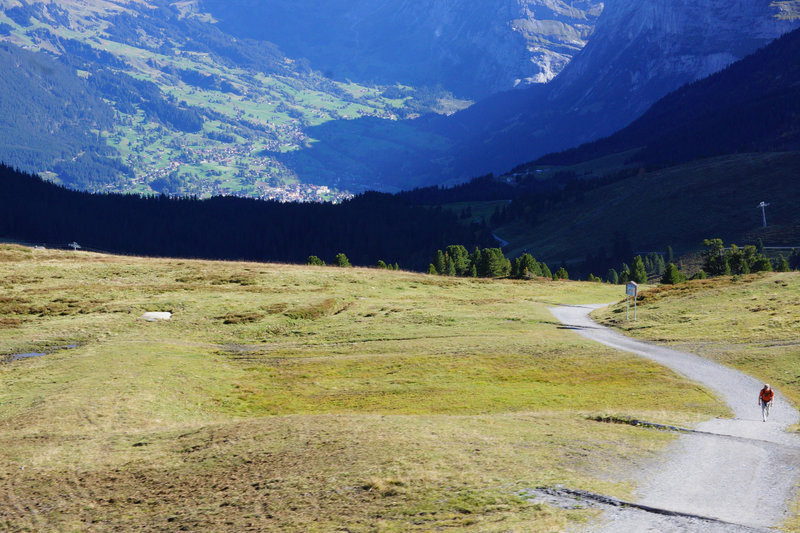 A hiker working their way up from Grindelwald.
