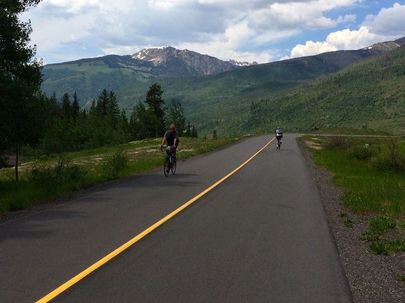 Big views as you get closer to Vail- watch out for other user groups on this path.