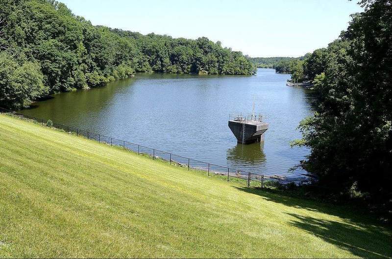 Lake Bernard Frank Loop Hiking Trail, Rossmoor, Maryland