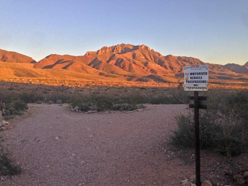 Lost Dog's center, at the junction of Mayberry, Baby Head, and La Espina Ledge. The Franklin Mountains are in the background.