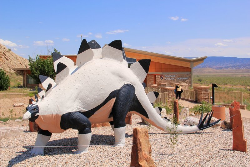 dinosaur national park visitor center