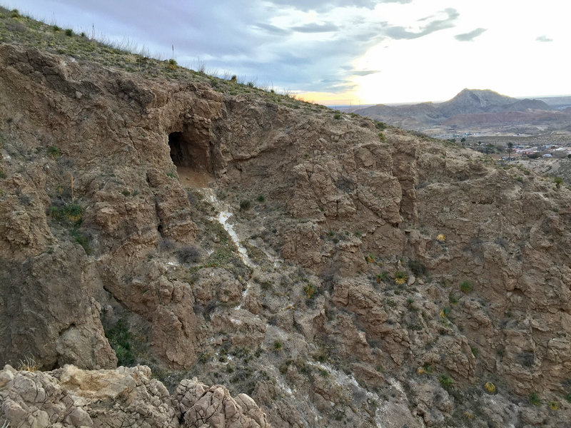 An interesting looking cave near Vertigo Ridge. Good luck getting to it.