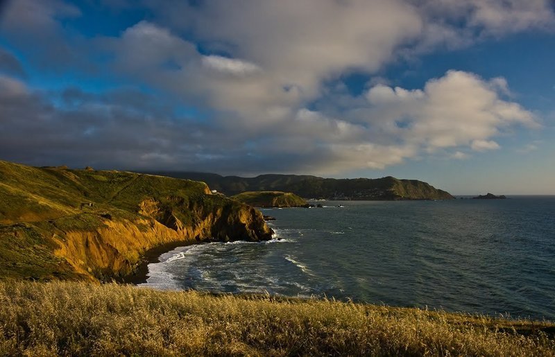 Old Mori Road Hiking Trail, Pacifica, California