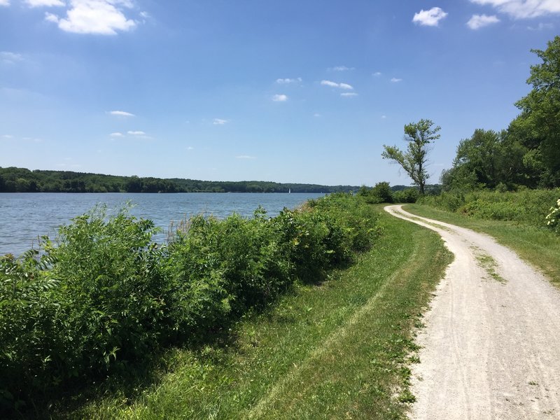 Lake Macbride Hiking Trails Trail Along The Shore Of Lake Macbride.