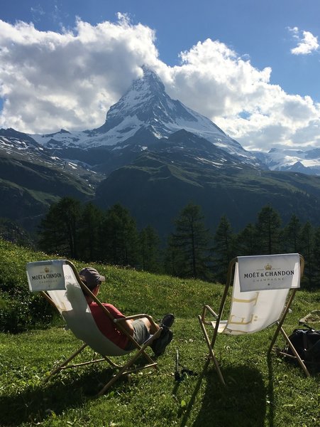 Swiss folks really know how to provide a hiker with a nice break!