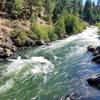 Great river views from the Deschutes River Trail.
