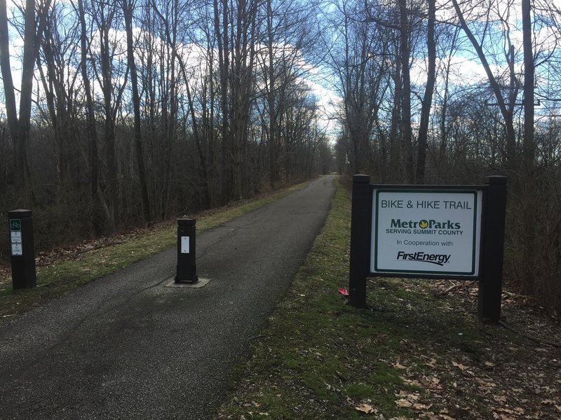 A short stretch of the Summit Metro Parks Bike and Hike Trail used to