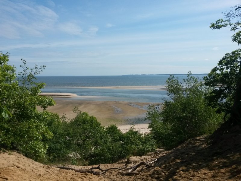 The northern shore of Long Island is quite beautiful near the north end of the trail in Sunken Meadow Park.