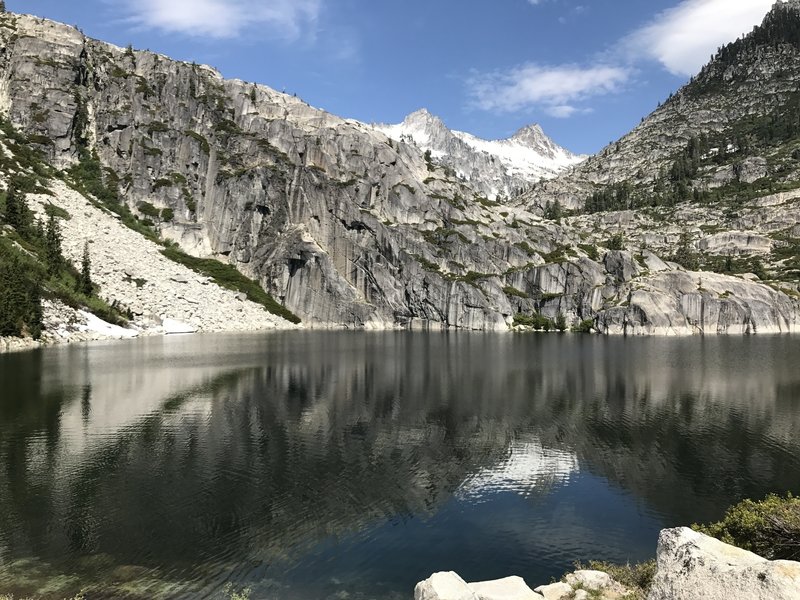 Dramatic granite headwall on Upper Canyon Creek Lake in Trinity Alps ...