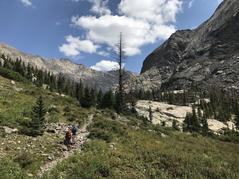 Views abound along the Willow Lake Trail ascent.