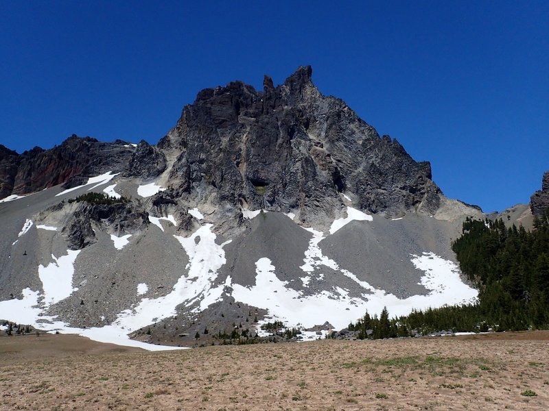 The tortured east face of Mt. Thielsen.