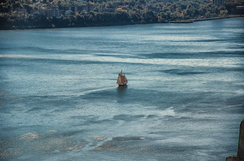 Sailing The Hudson