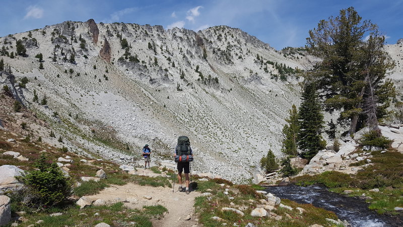 eagle cap wilderness hikes