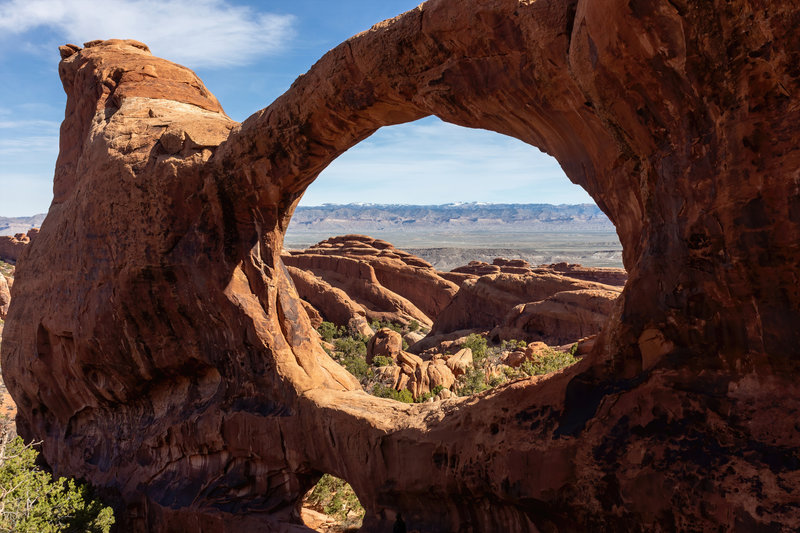 Looking through Double O Arch from the south.