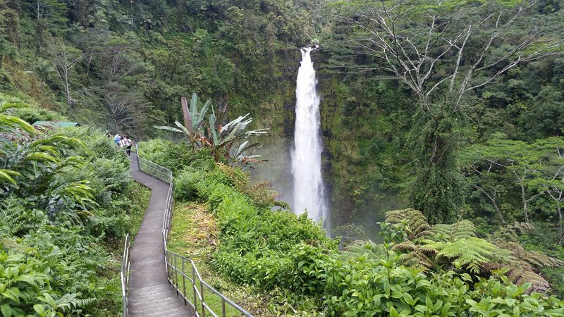 akaka falls