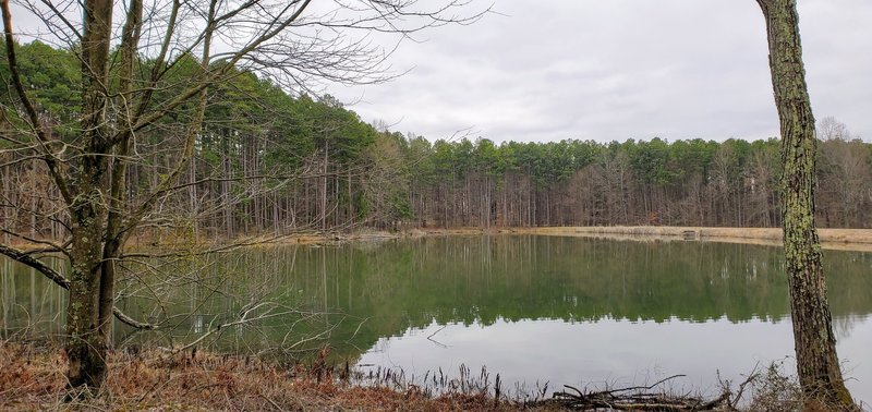 Small lake near the trailhead