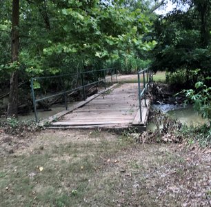 are dogs allowed at bear creek nature trail