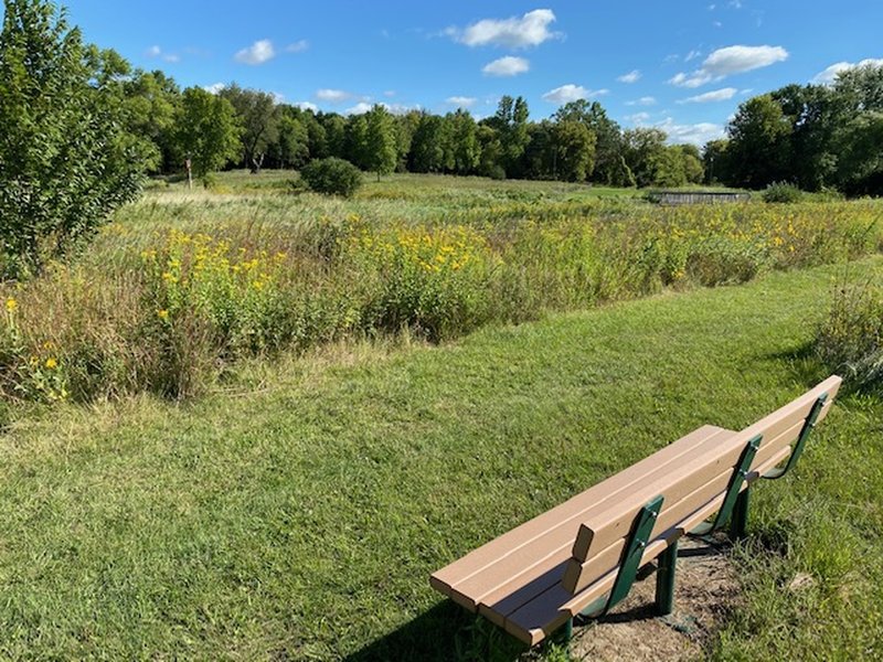 There are many nice park benches around the trail to rest and enjoy the scenery.