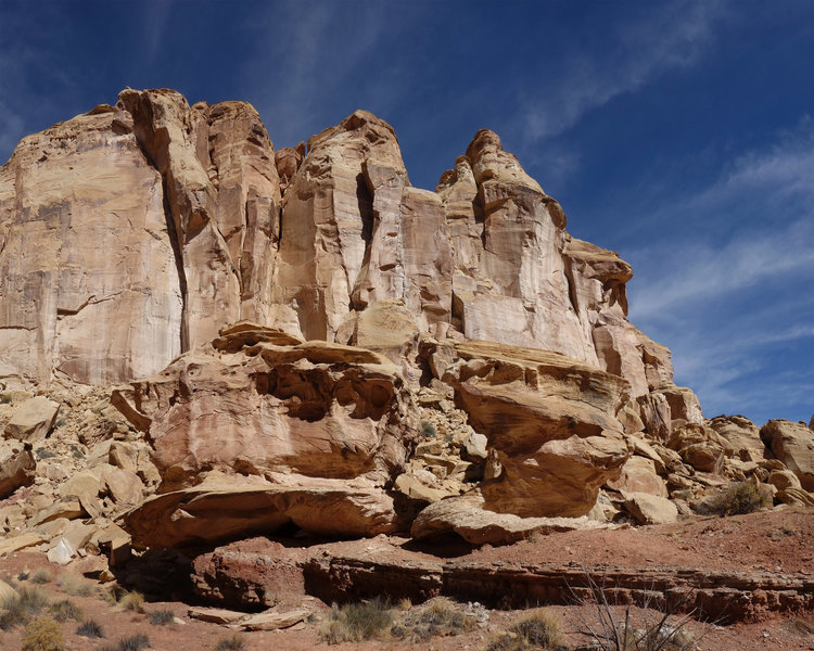Sandstone formation at the end of Little Wild Horse Canyon.
