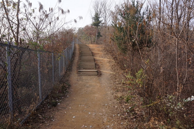 Seoul Trail section 4 towards Sadang, taken 7th Dec 2020