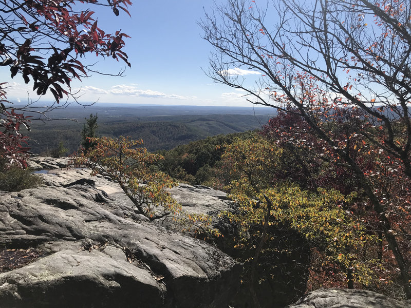 Cumberland Trail: Black Mountain section Hiking Trail, Lake Tansi ...