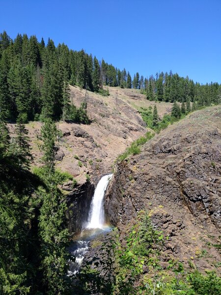 Elk creek lower falls.