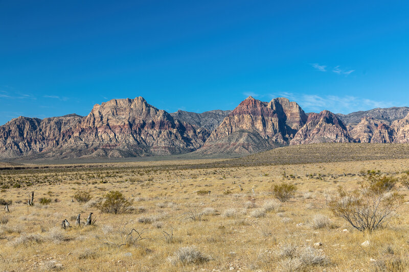 The Rainbow Mountains across the plain from Calico Hills Trail.