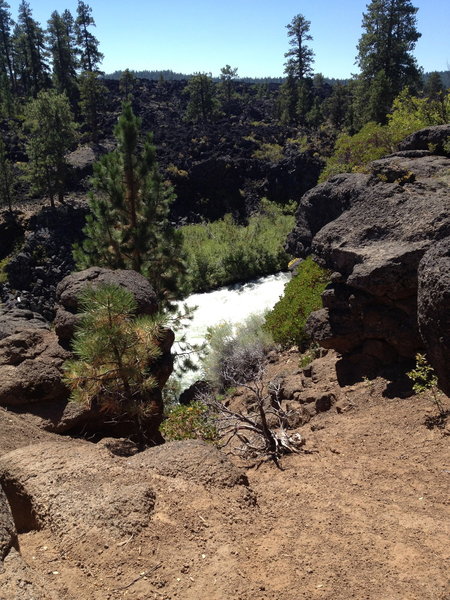 Dillion Falls from the Deschutes River Trail