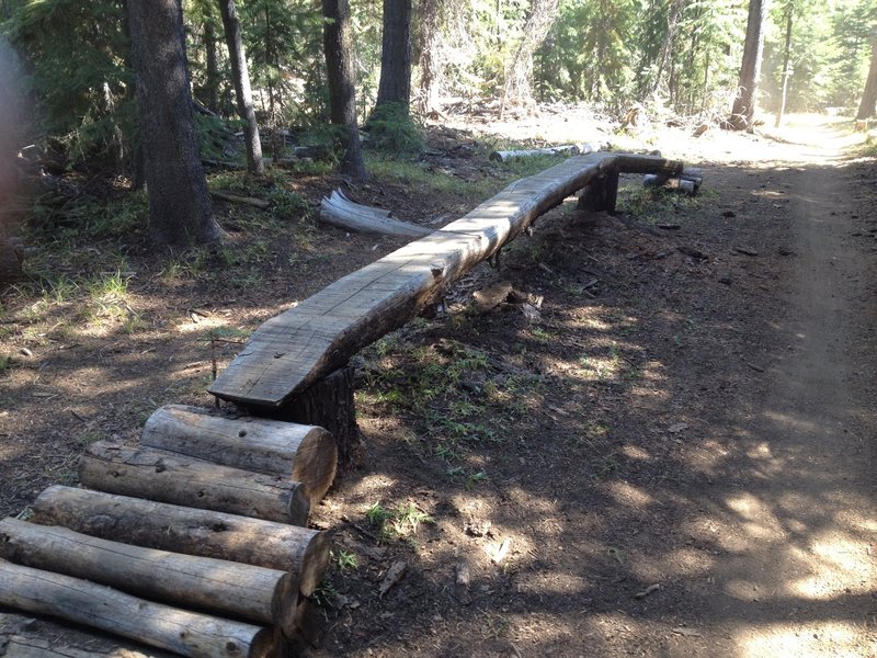 Log Riding Sport Challenging elevated log ride