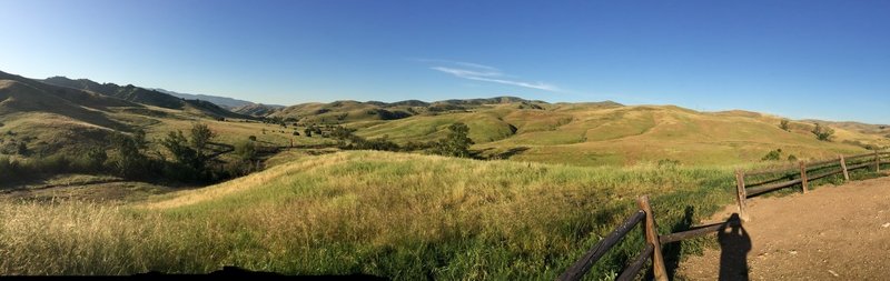 Gorgeous views south into Banie Canyon.