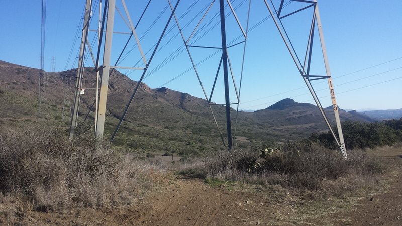 Hawk Canyon Rim Trail