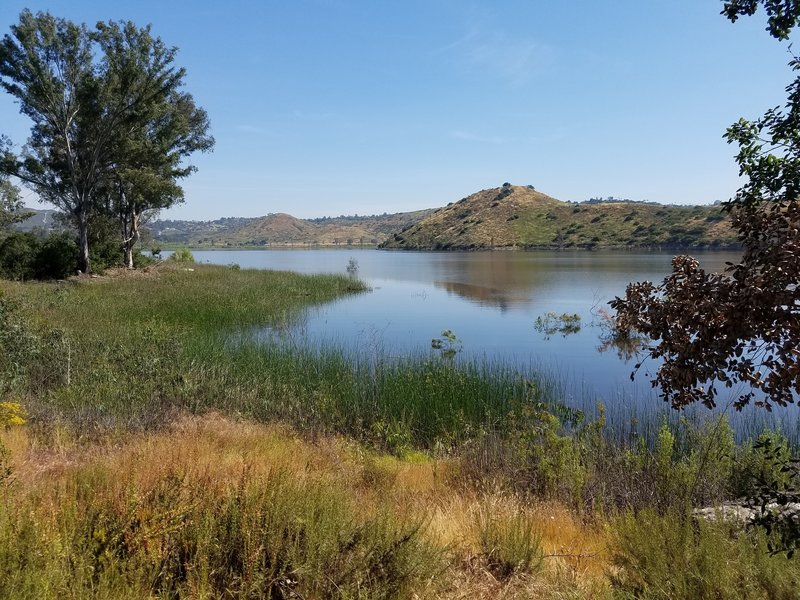 lake hodges bike trail