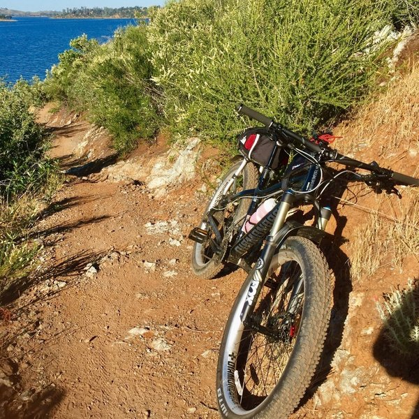 Coyote Point Trail