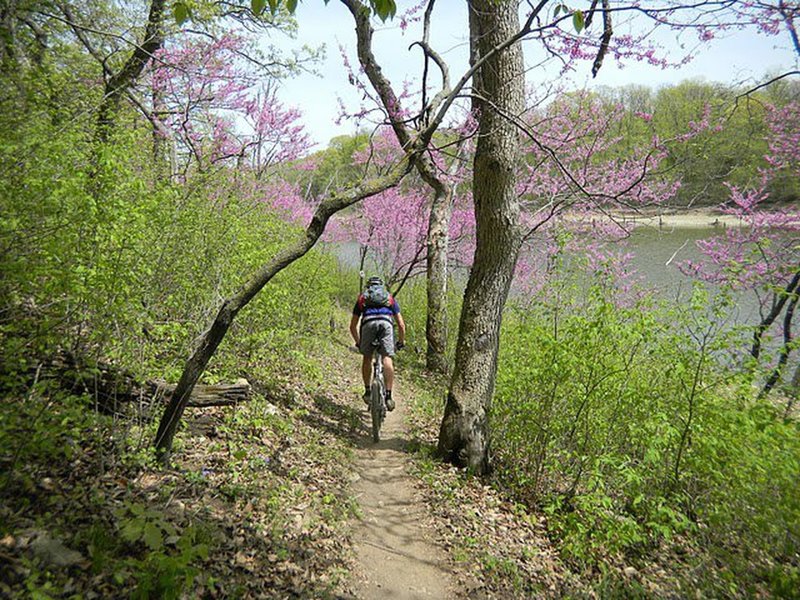 lake bike trails near me