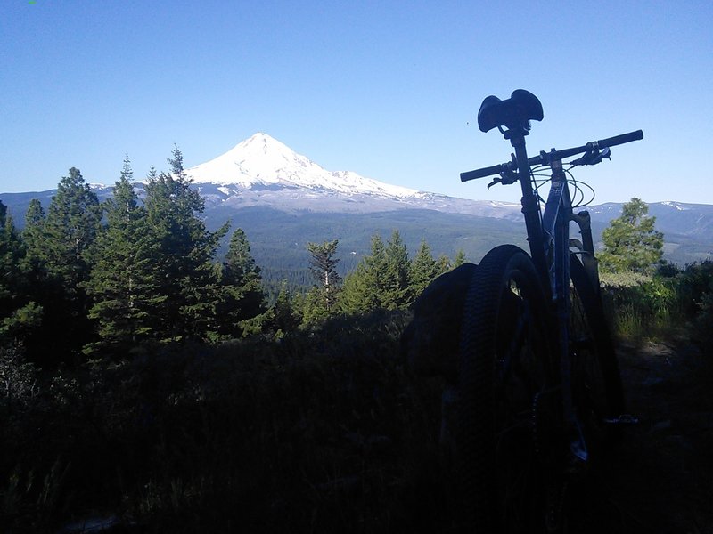 The trail has several spots to take a break and enjoy great views.
