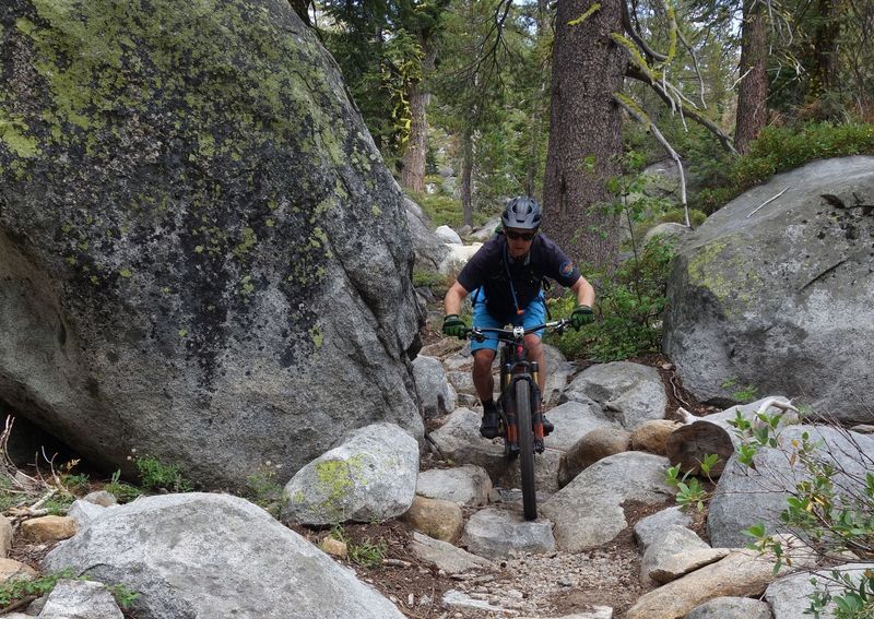 Lower Sayles Canyon Trail (17E14)