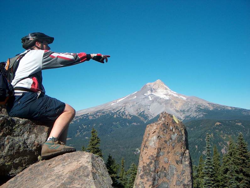 Halfway along Gunsight there is an amazing pile of rocks right on the ridge top with an amazing