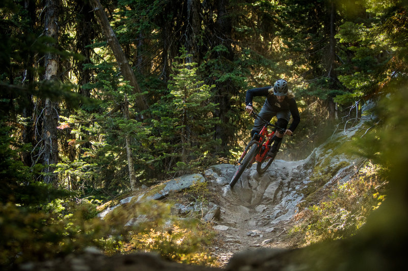 Riley Seebeck of FlowPhotoCo. testing the new 2018 Giant Trance on the rock.