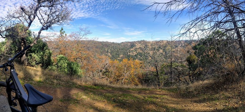 A lookout point with a nice picnic bench.