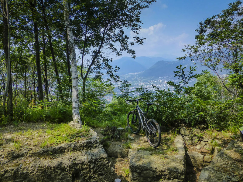 A former machine gun nest in the trenches of the Linea Cadorna makes for a  good