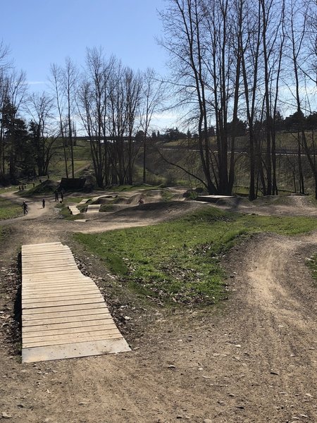 Gateway Green Skills Area: berms, drops, jumps, man made features
